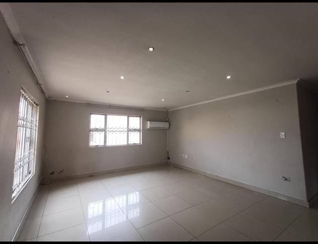 2 BEDROOM PROPERTY TO RENT IN KENVILLE
